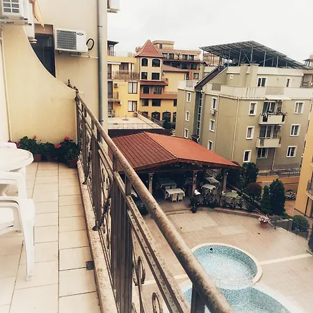 Siana Apartment *